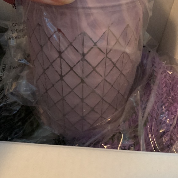 Scentsy Lavender Bouquet Warmer - Picture 3 of 4